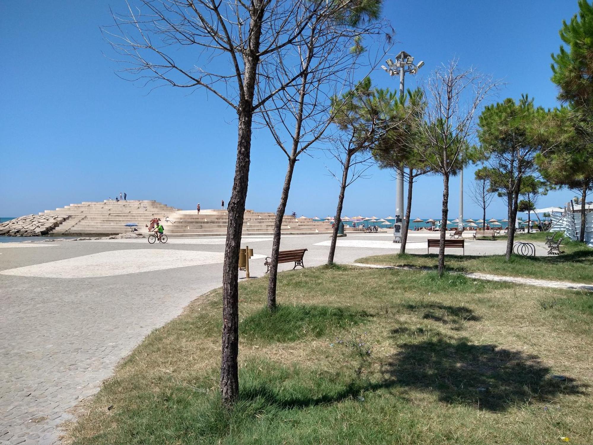 Durazzo Vollga 1 Apartment Durres Bagian luar foto